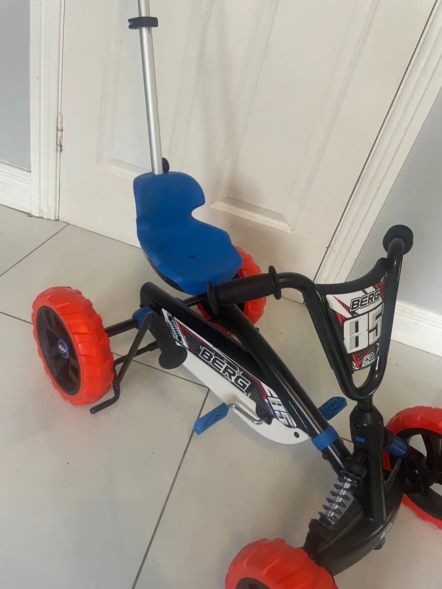 Berg Buzzy Nitro  2-in-1 go cart/bike with handle - Image 1