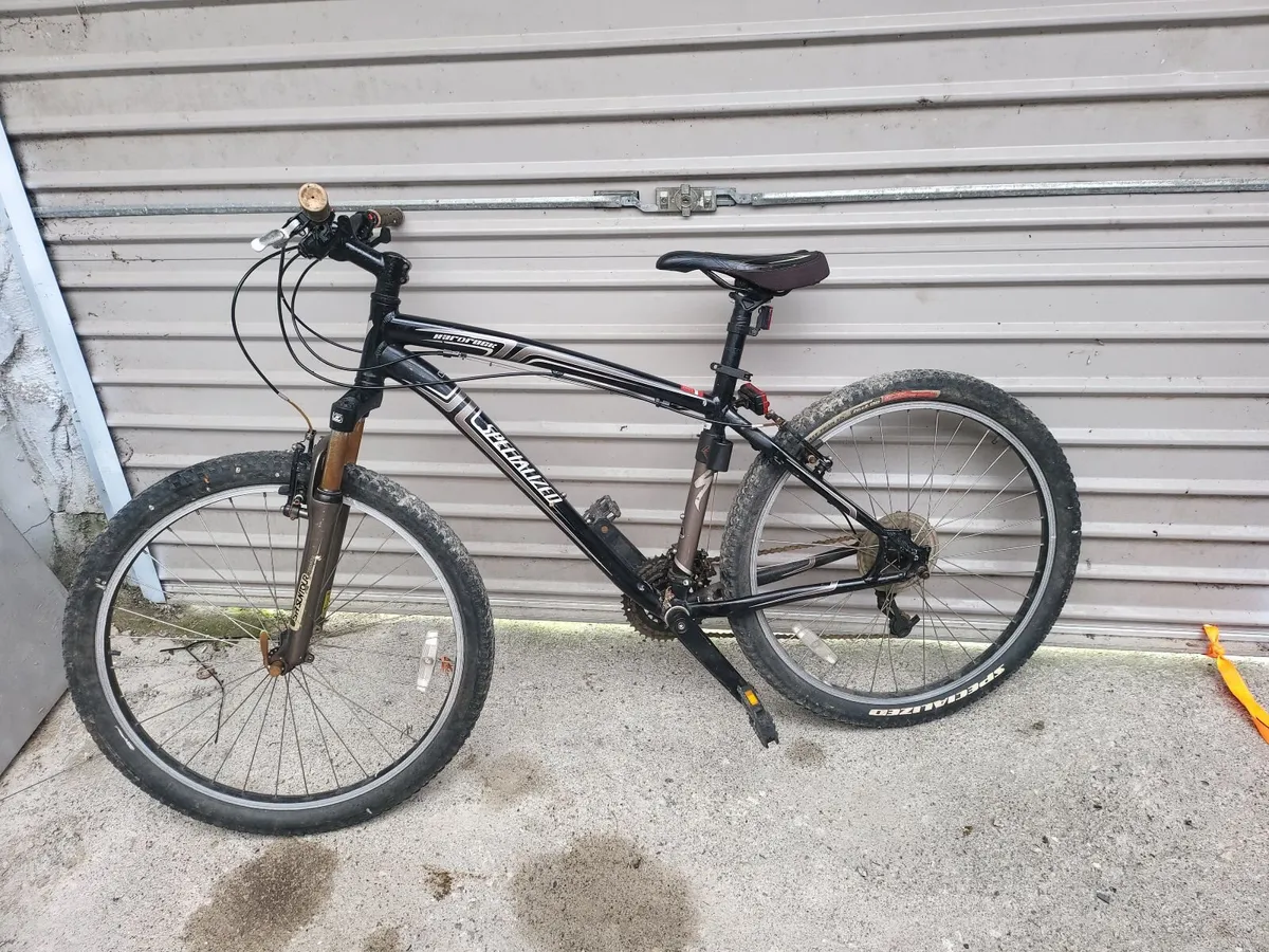 21 speed specialized lightweight moubtain bike med - Image 1