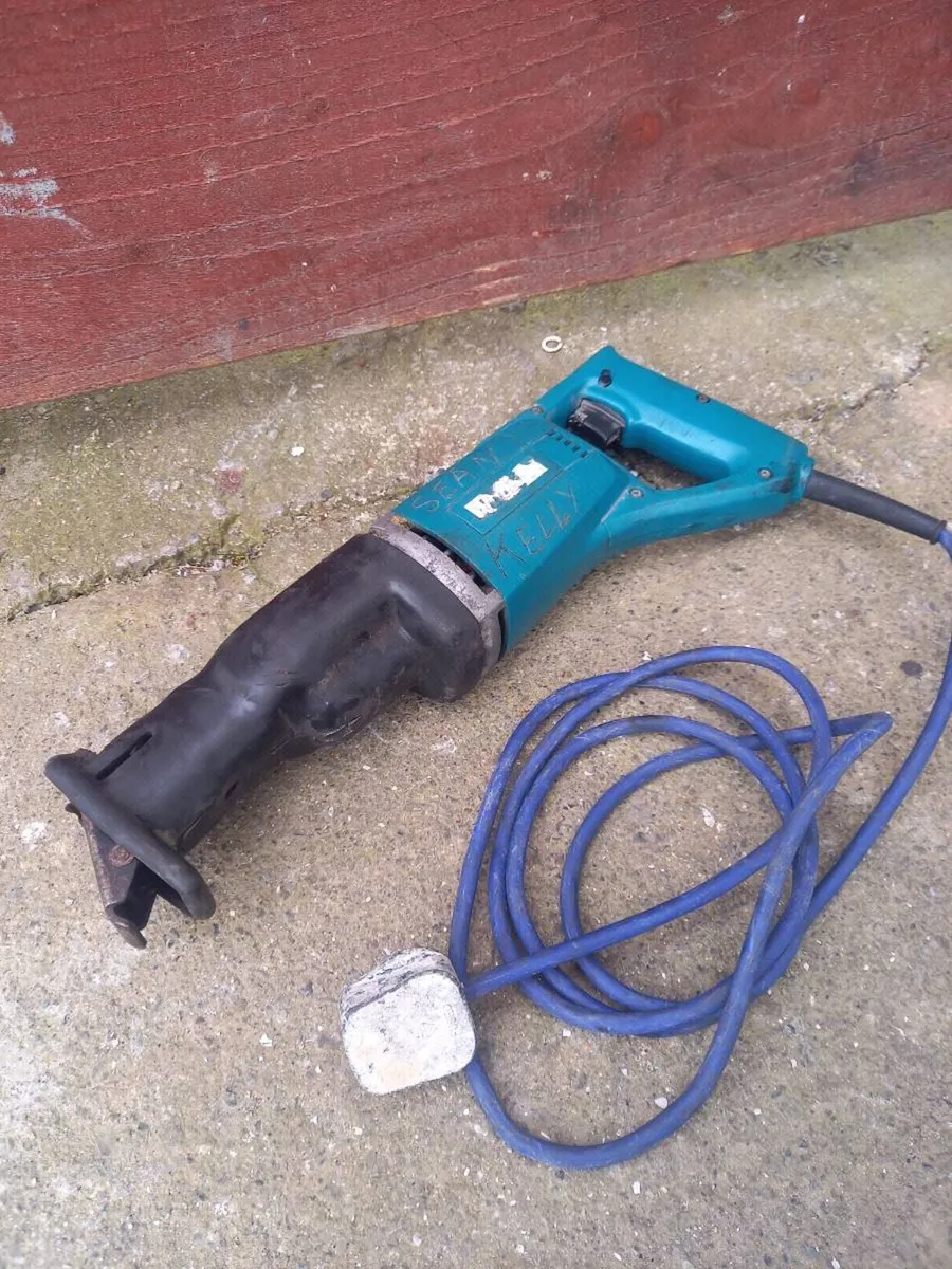 Makita Reciprocating Saw - Image 2