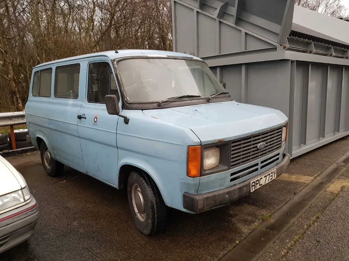 1983 Ford Transit Minibus - Image 2