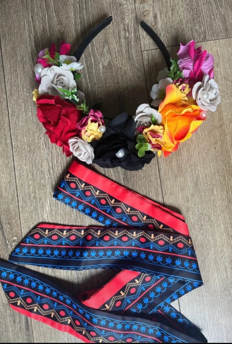 Costume dress - Image 3