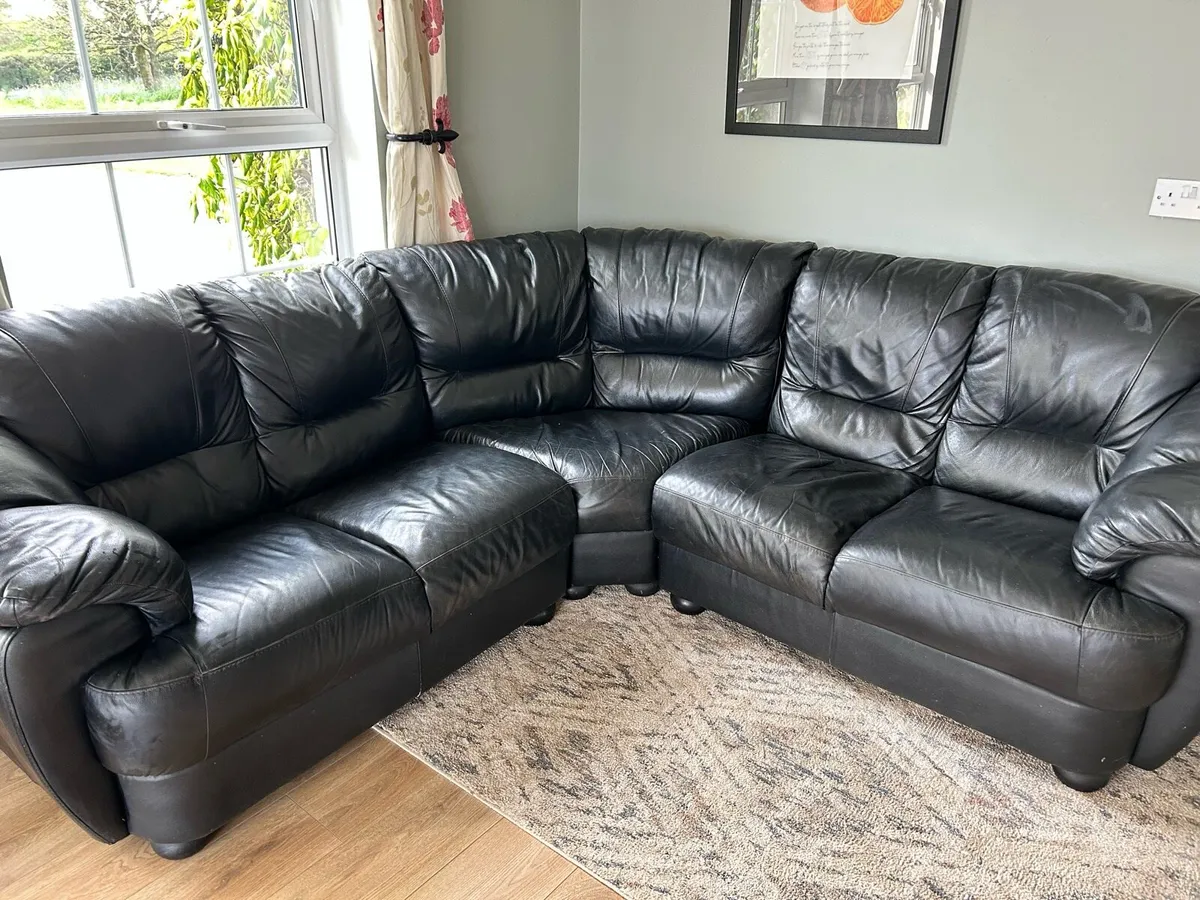Black leather sofa - corner unit - Image 2