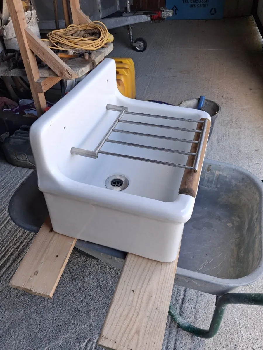 Edwardian Janitor Sink with a Bucket Grate - Image 3