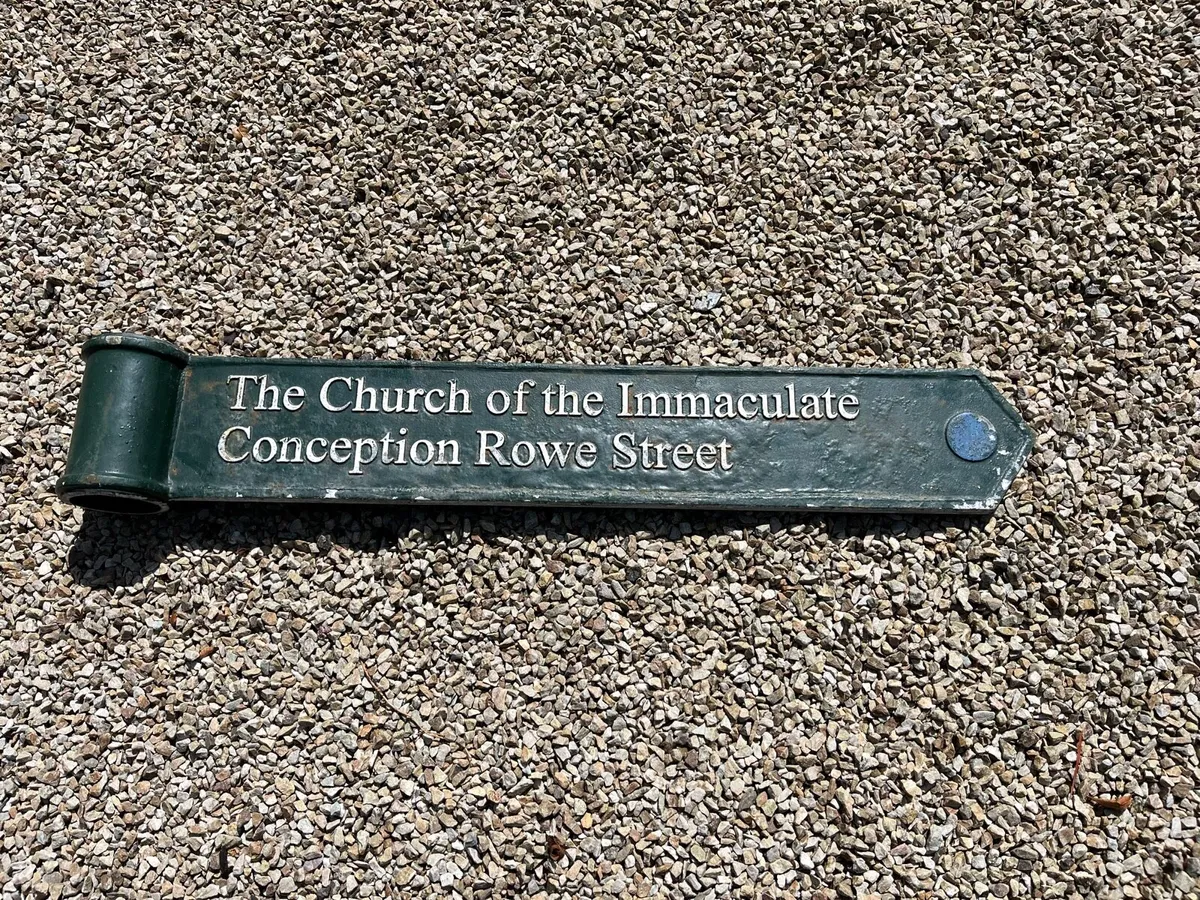 Vintage Sign - Image 1