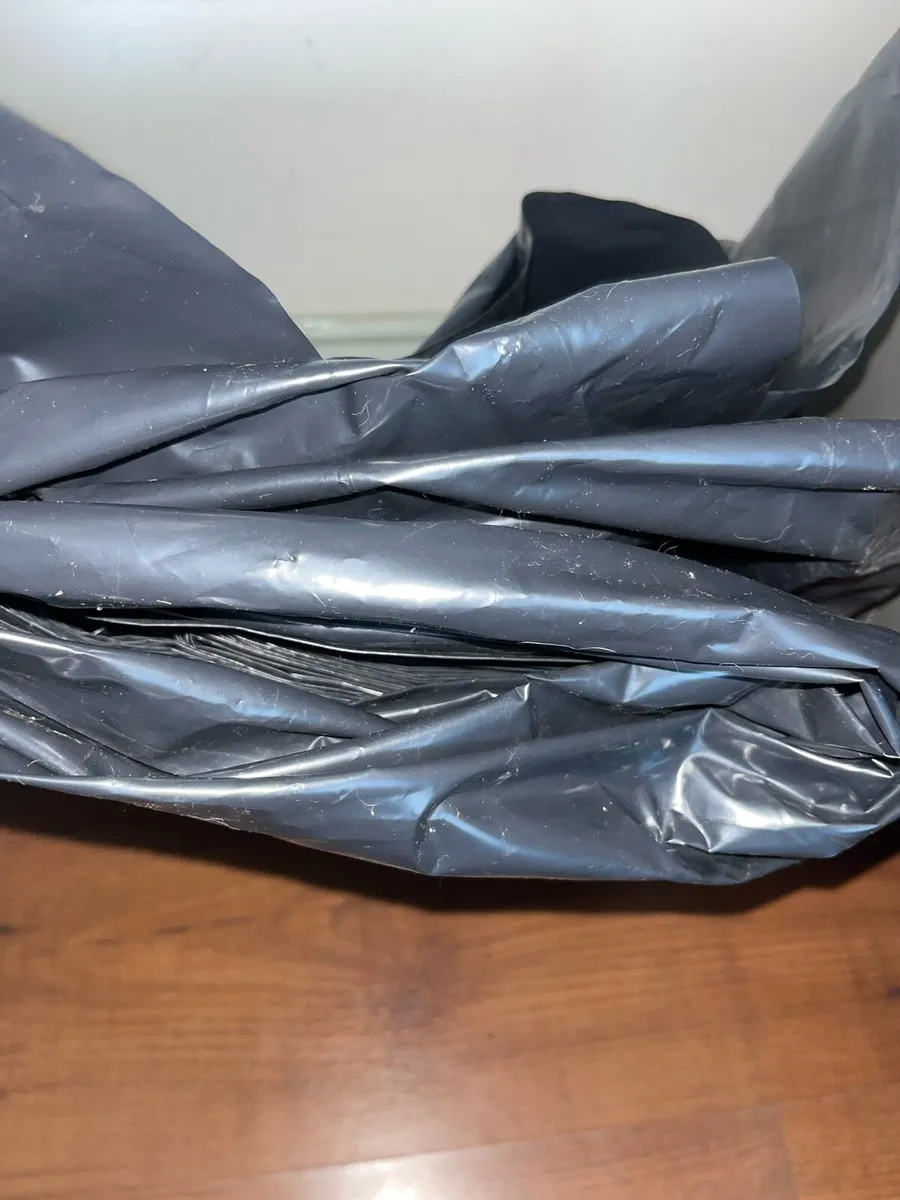 Black Heavy film - Image 1