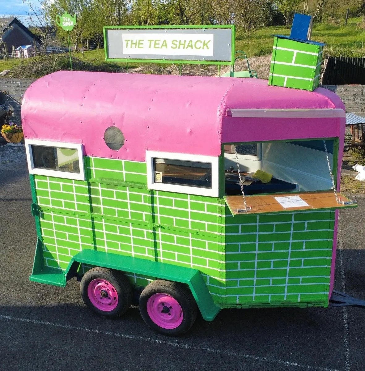 Unique Novelty Catering Trailer - The Tea Shack - Image 2