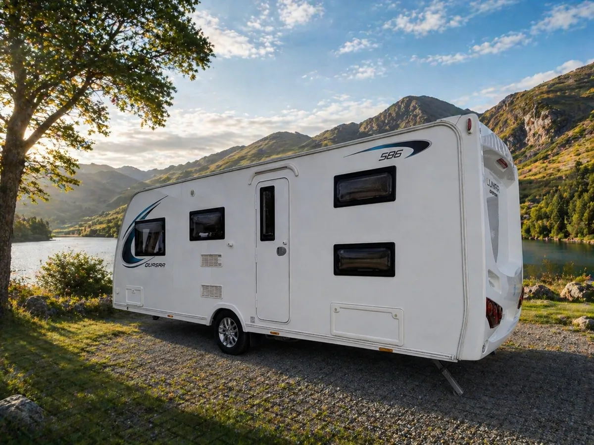 2018 Lunar Quasar 586 – Premium 6 Berth - Image 1