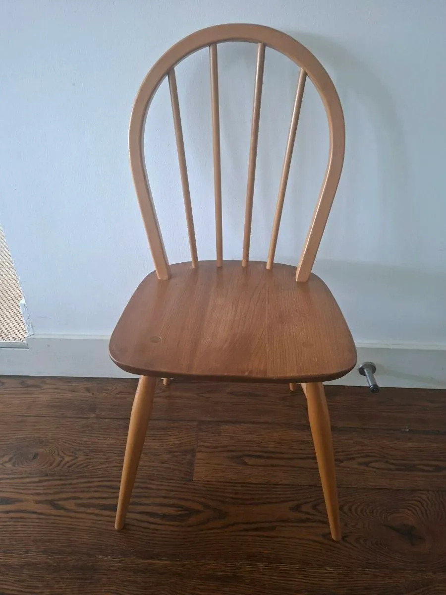 Ercol model 400 Windsor chairs - Image 1