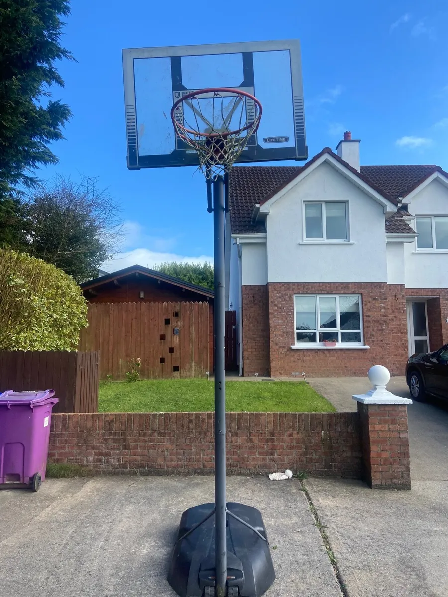 Basketball Hoop - Image 2