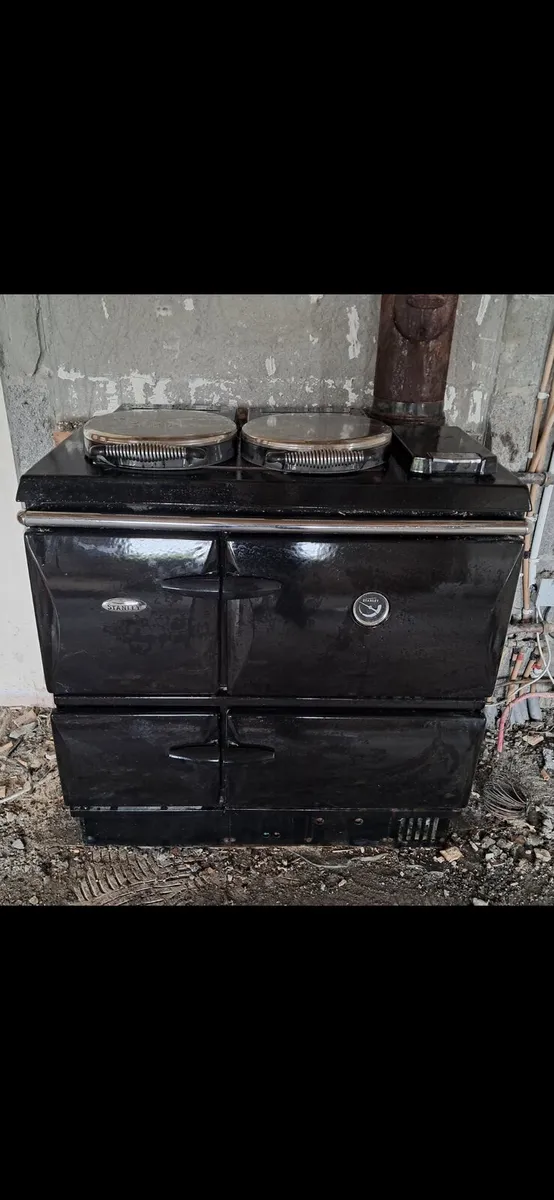 Stanley Oil Fired Range - Image 1