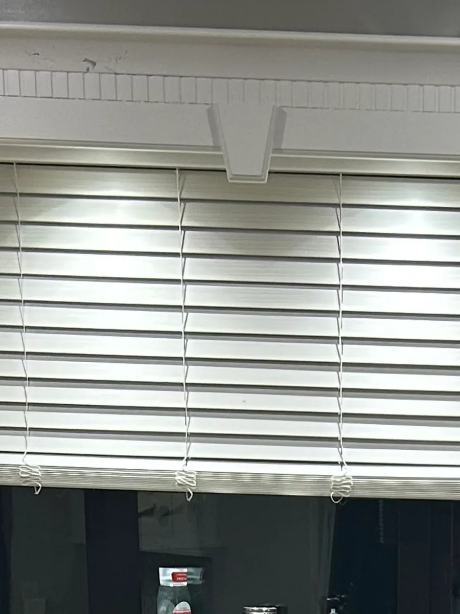Venetian blinds - Image 3