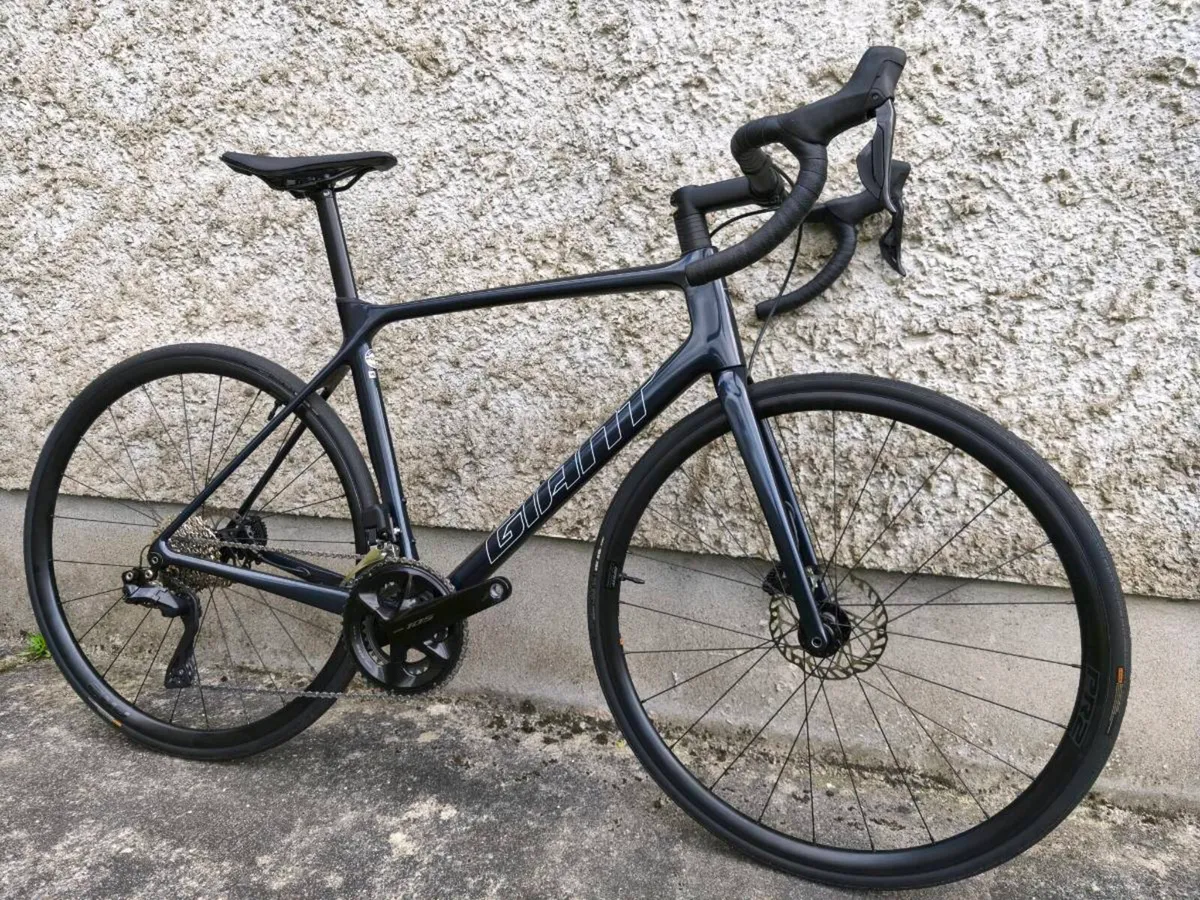 Giant TCR Advanced 1 Di2 like new - Image 2