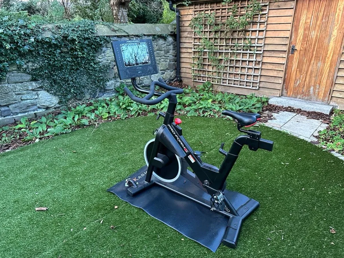 Pro-Form Smart-100 Exercise bike - Image 3