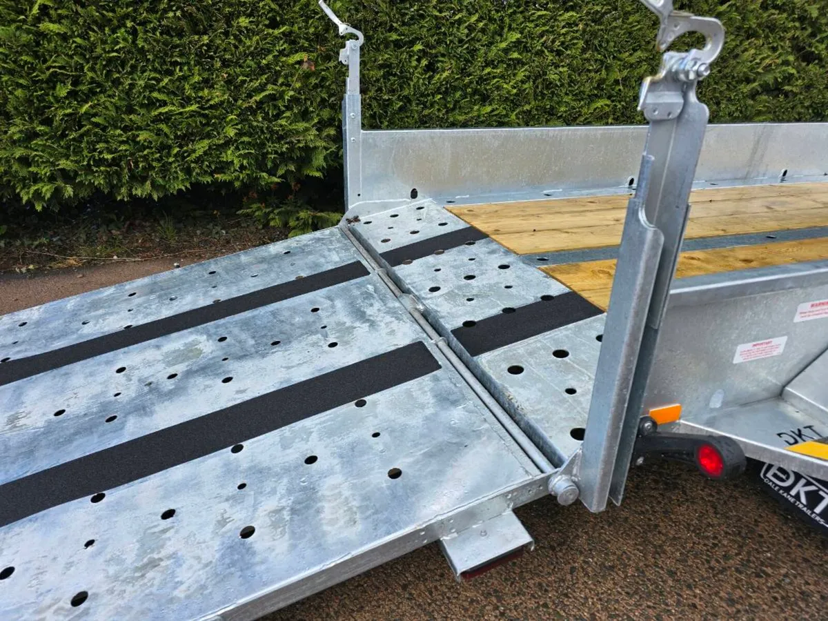 New Dale kane 10 beavertail 3.5ton plant trailer - Image 4