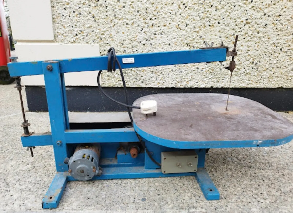 Electric Powered Vintage Fretsaw/ScrollSaw - Image 1