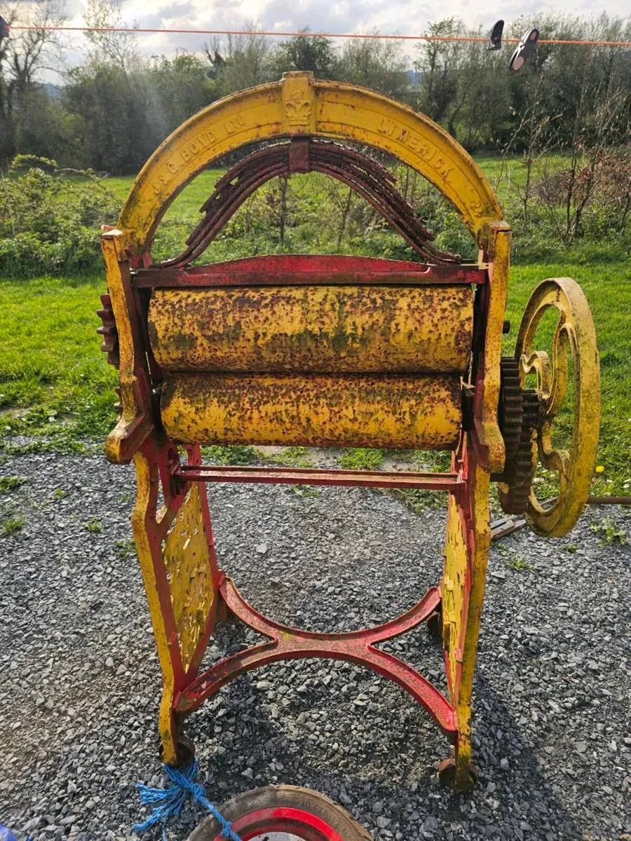 Cast iron mangle - Image 1