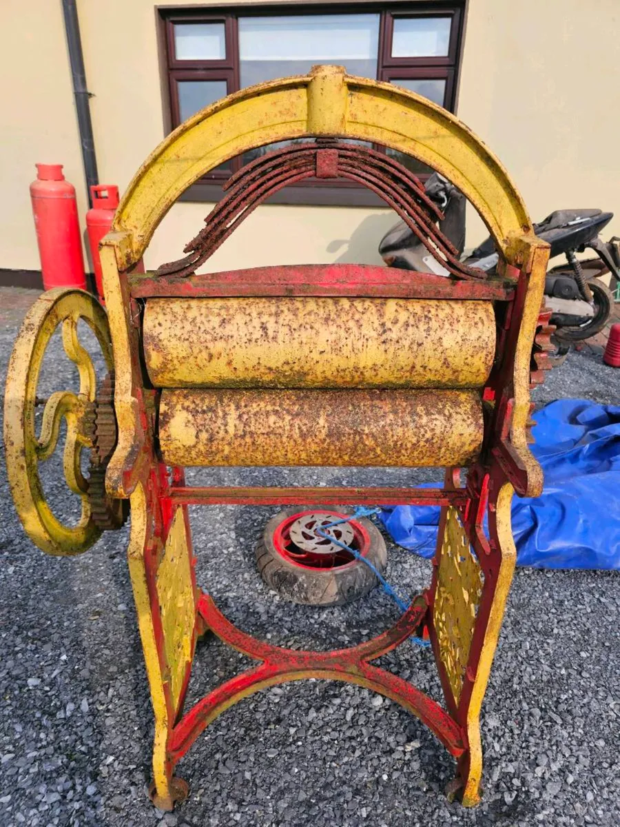 Cast iron mangle - Image 4