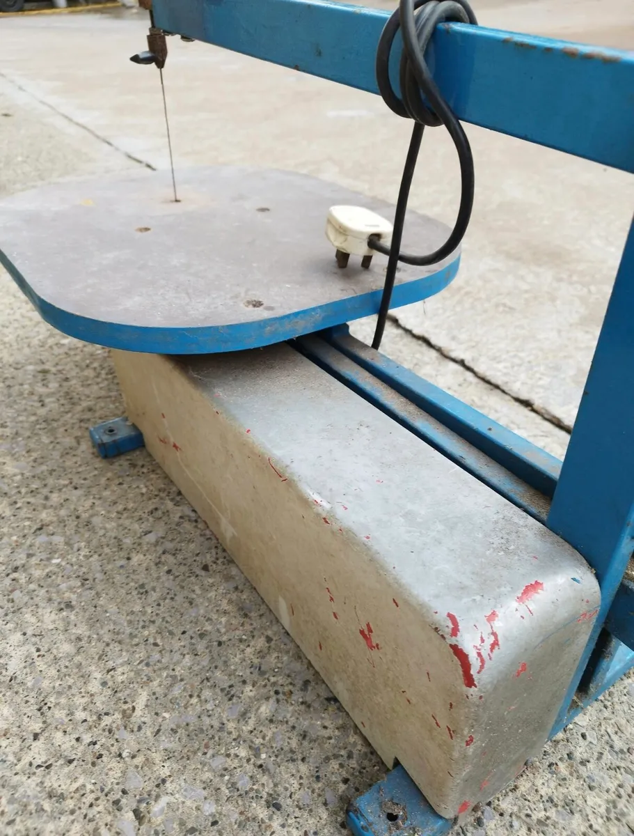 Electric Powered Vintage Fretsaw/ScrollSaw - Image 2