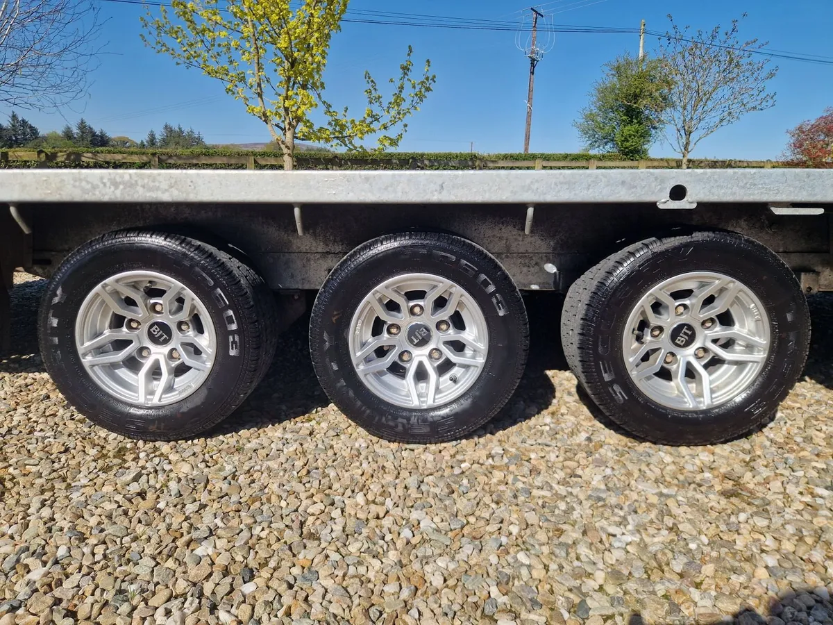 2024 Brian James Connect 5.5m | Ex Demo - Image 3