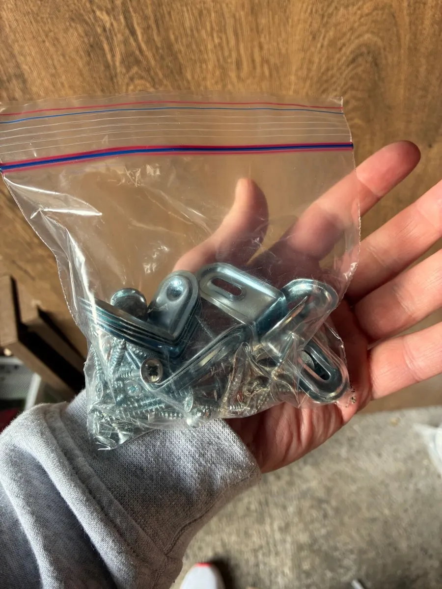 Kitchen table - Image 2