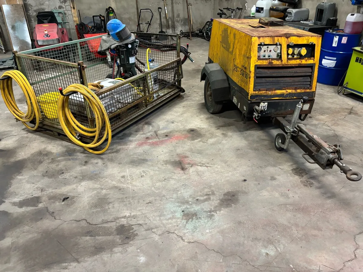 Sandblaster compressor - Image 1