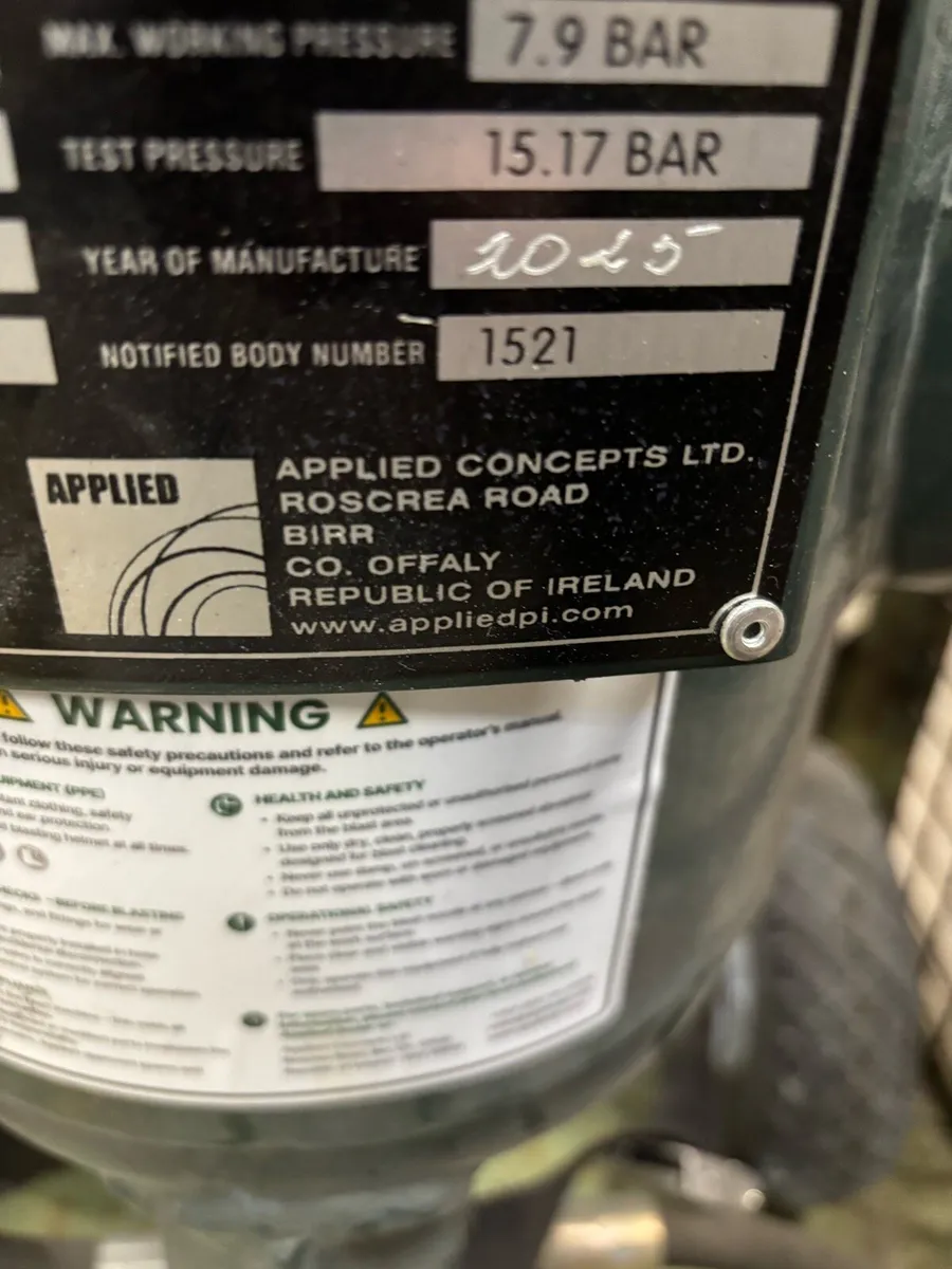 Sandblaster compressor - Image 4