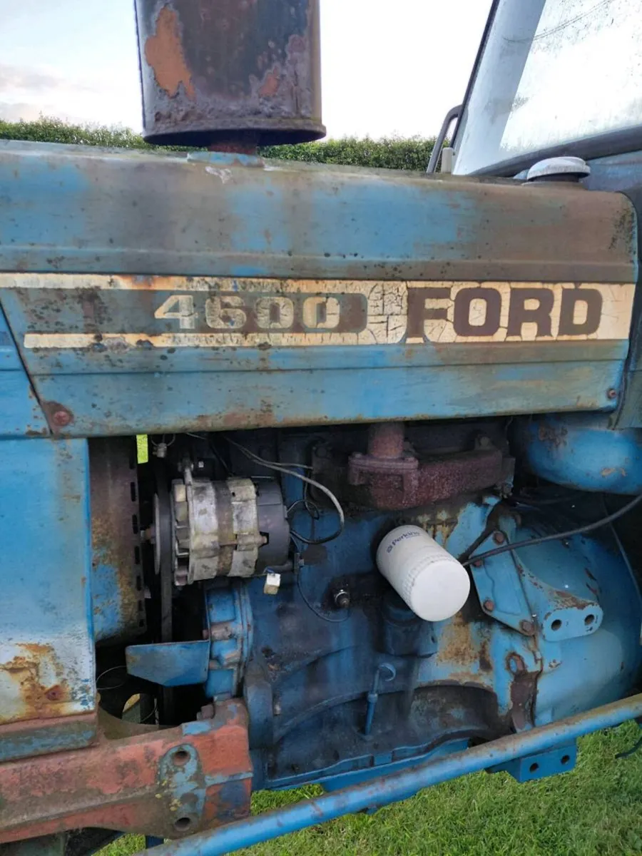 Ford 4600 tractor - Image 3