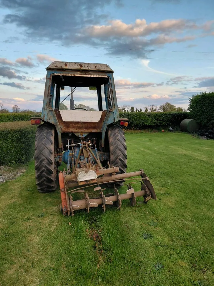 Ford 4600 tractor - Image 4