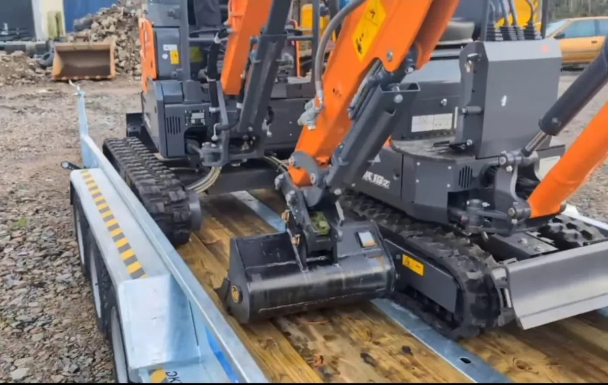 New Dale kane 14ft beavertail 3.5ton plant trailer - Image 2