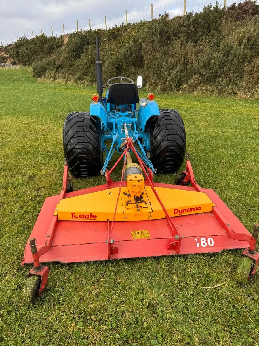 Finishing Mower - Image 1