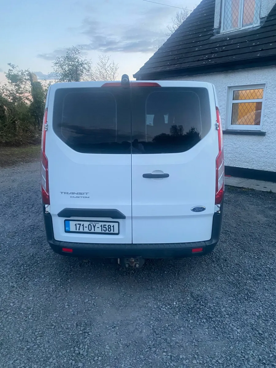 Ford transit custom mini bus - Image 4
