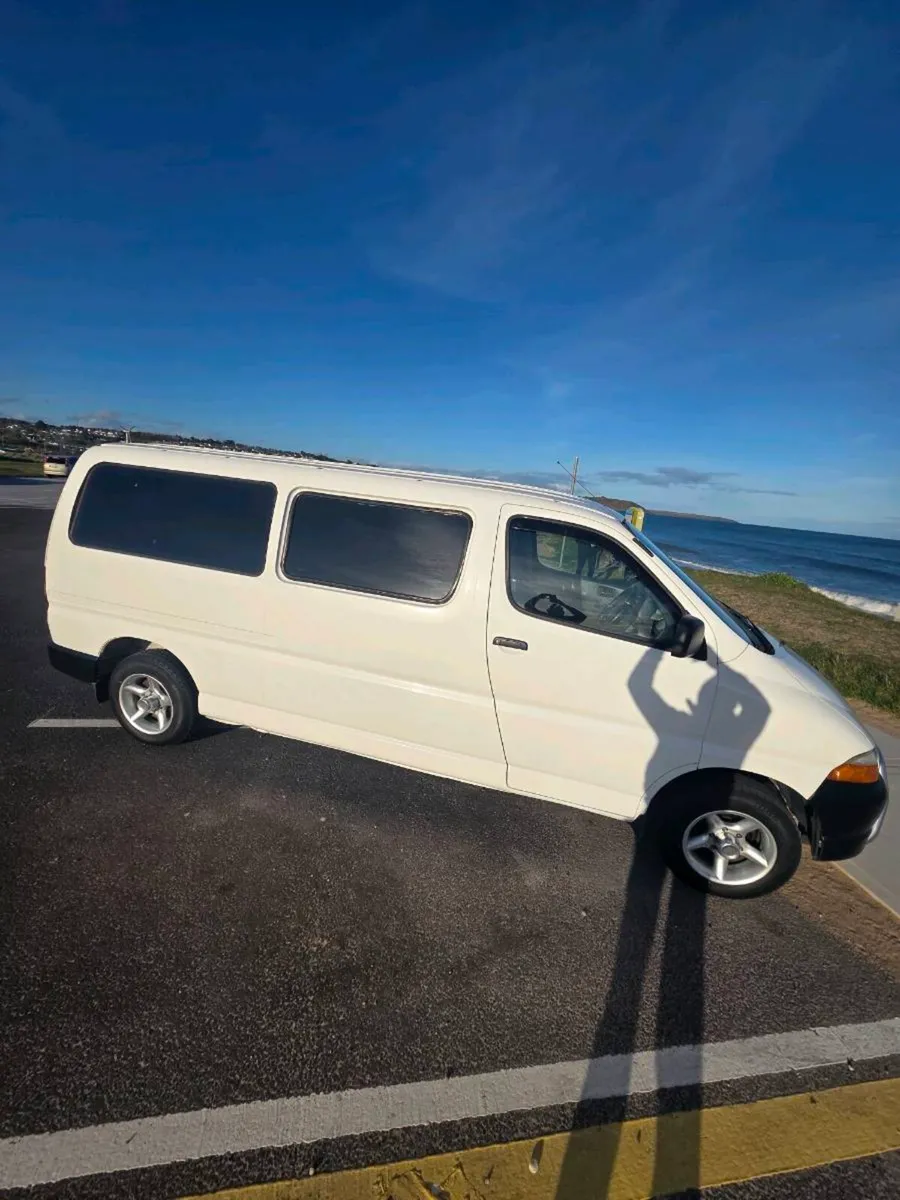 Toyota hiace - Image 3
