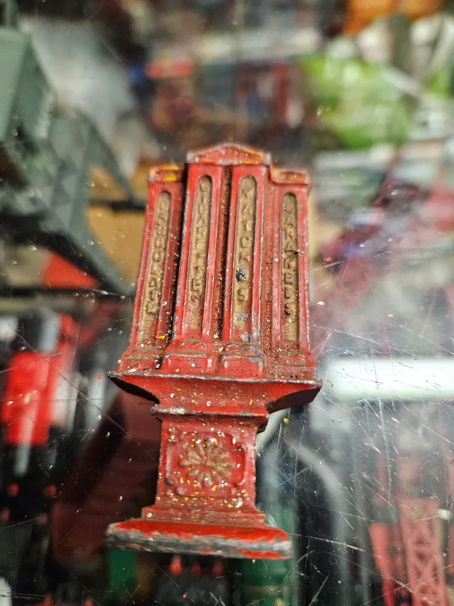 Hornby O Gauge Station Accessories - Image 1