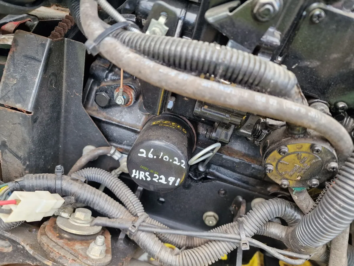 John Deere X748 4wd ride on mower lawnmower - Image 3