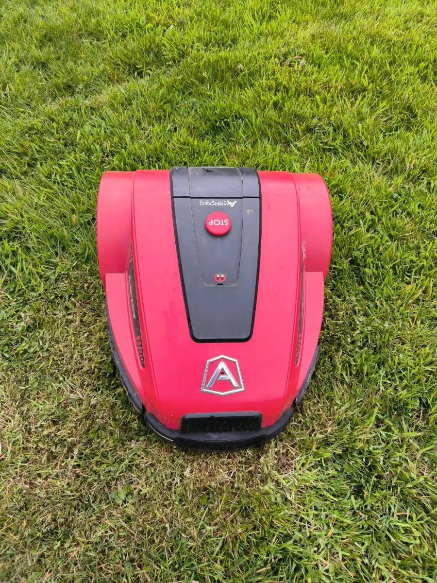 Ambrogio L35 Deluxe Robot Lawnmower - Image 2