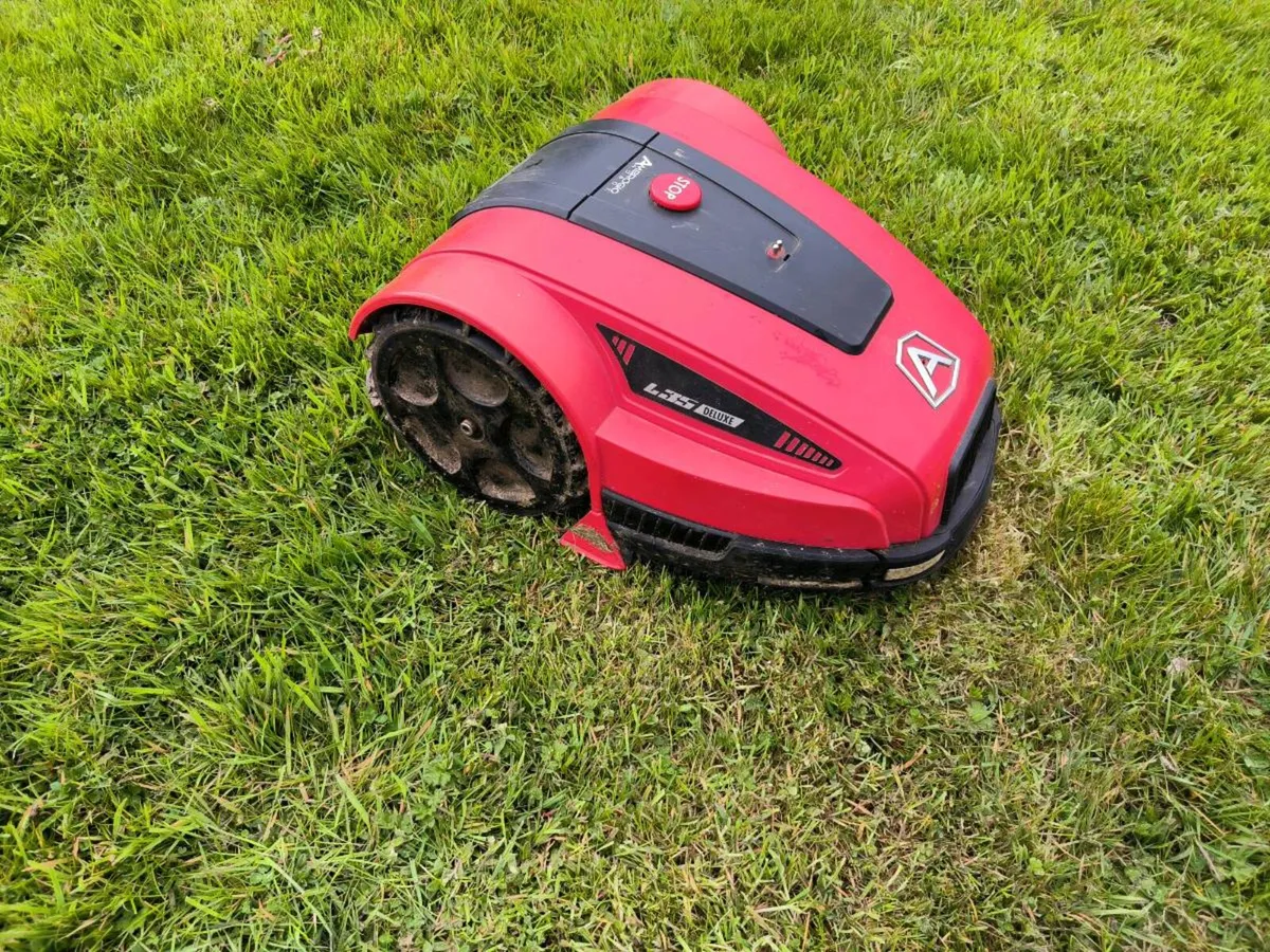 Ambrogio L35 Deluxe Robot Lawnmower - Image 1
