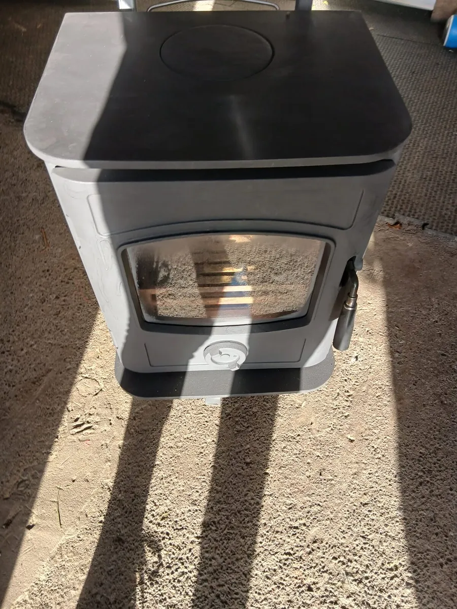 Solid Fuel Stove - Image 3