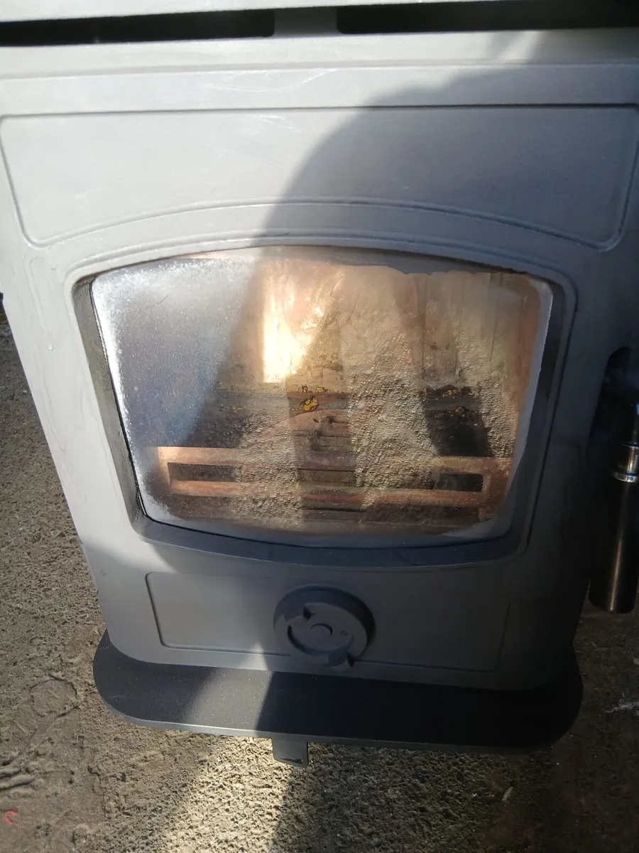 Solid Fuel Stove - Image 1