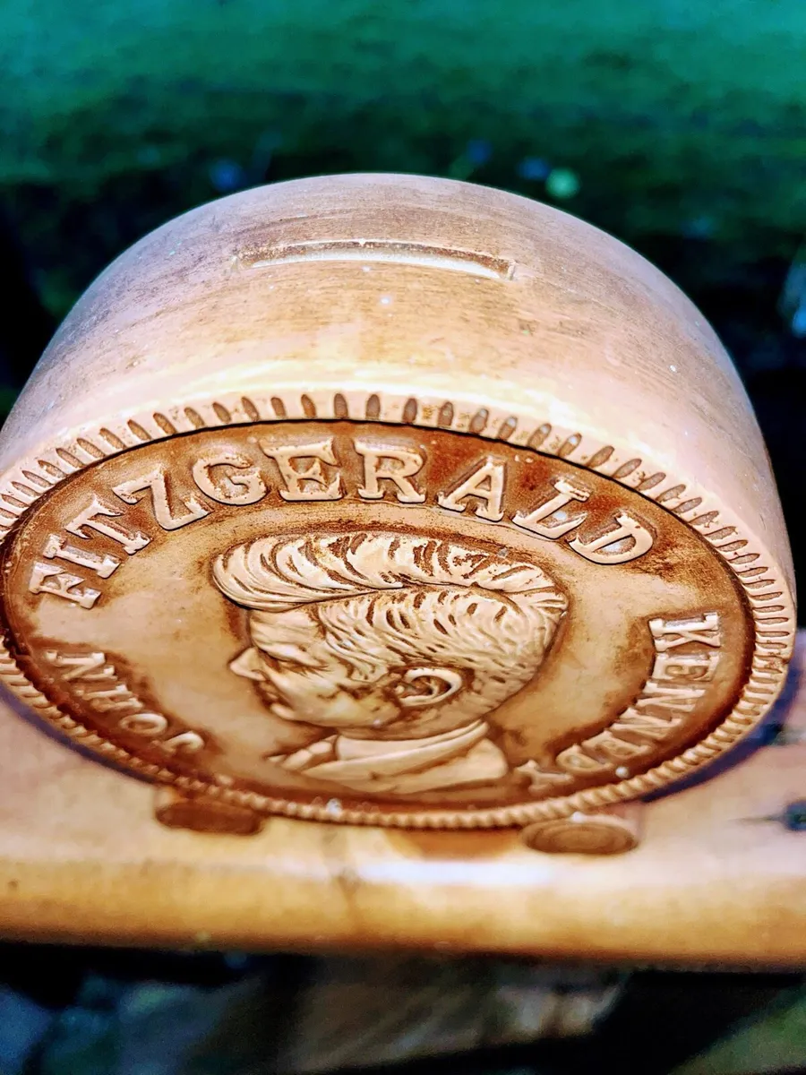 JFK Vintage commemorative money bank - Image 4