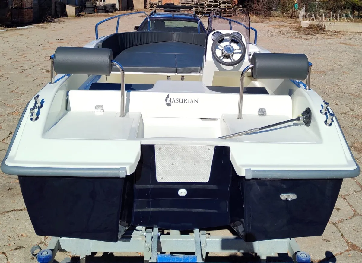 Boat - Maseurian Majestic Fibreglass boat - Image 2