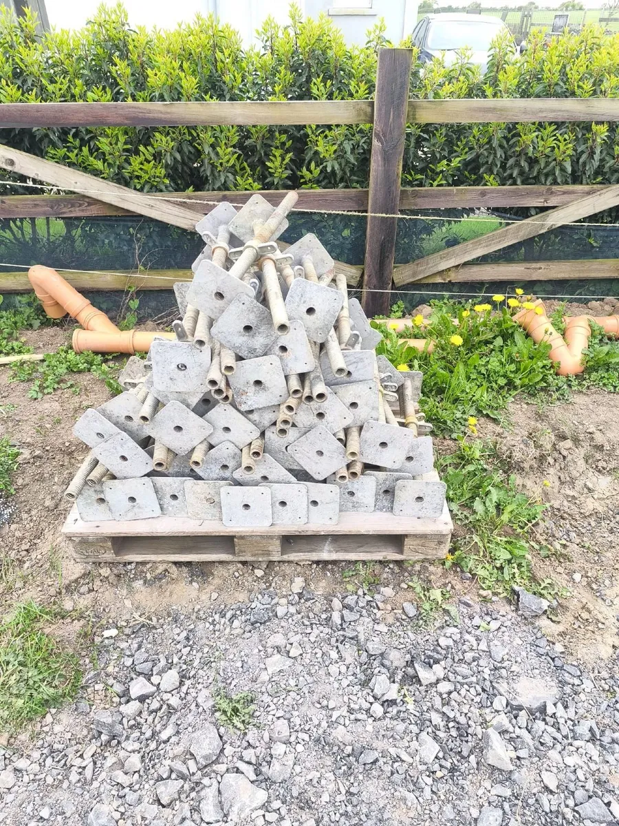 Scaffolding and Timbers for Sale - Image 3