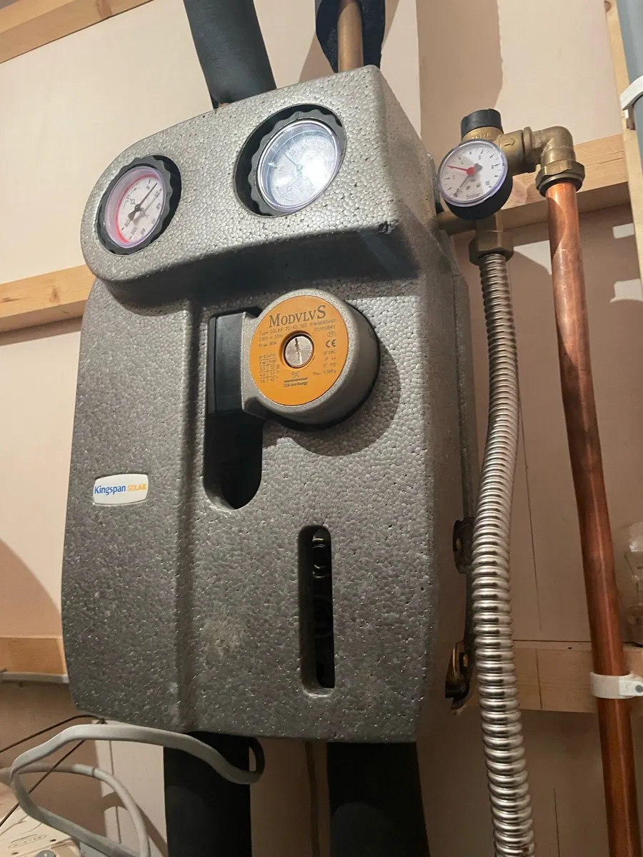 Kingspan solar tubes 20 x 2 manifolds (40tubes) - Image 2