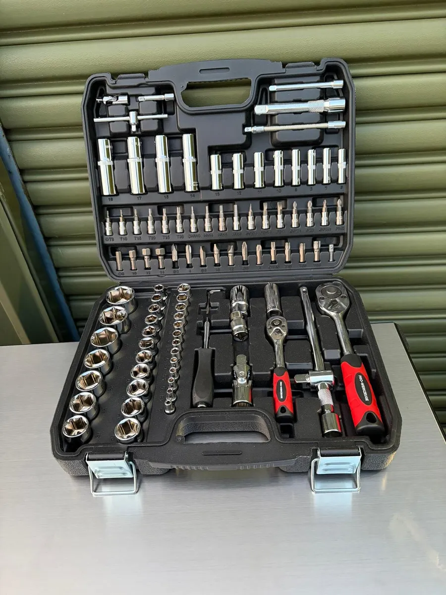 🔧 BRAND NEW 100PC SOCKET SET – 1/2″ & 1/4″ DRIVE - Image 1
