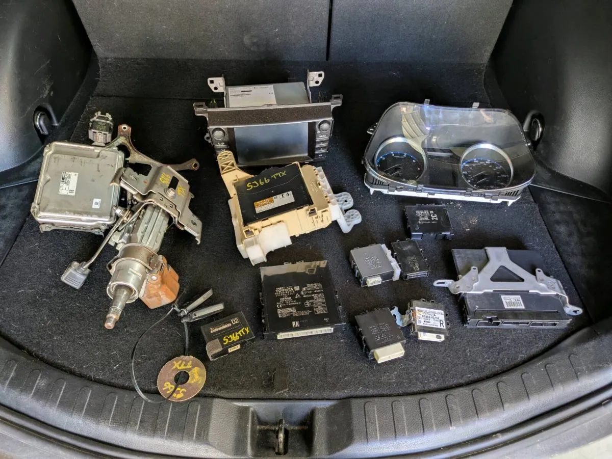 Rav4 2016 key ECU kit