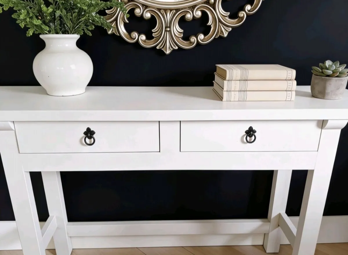 Console Table - Image 4