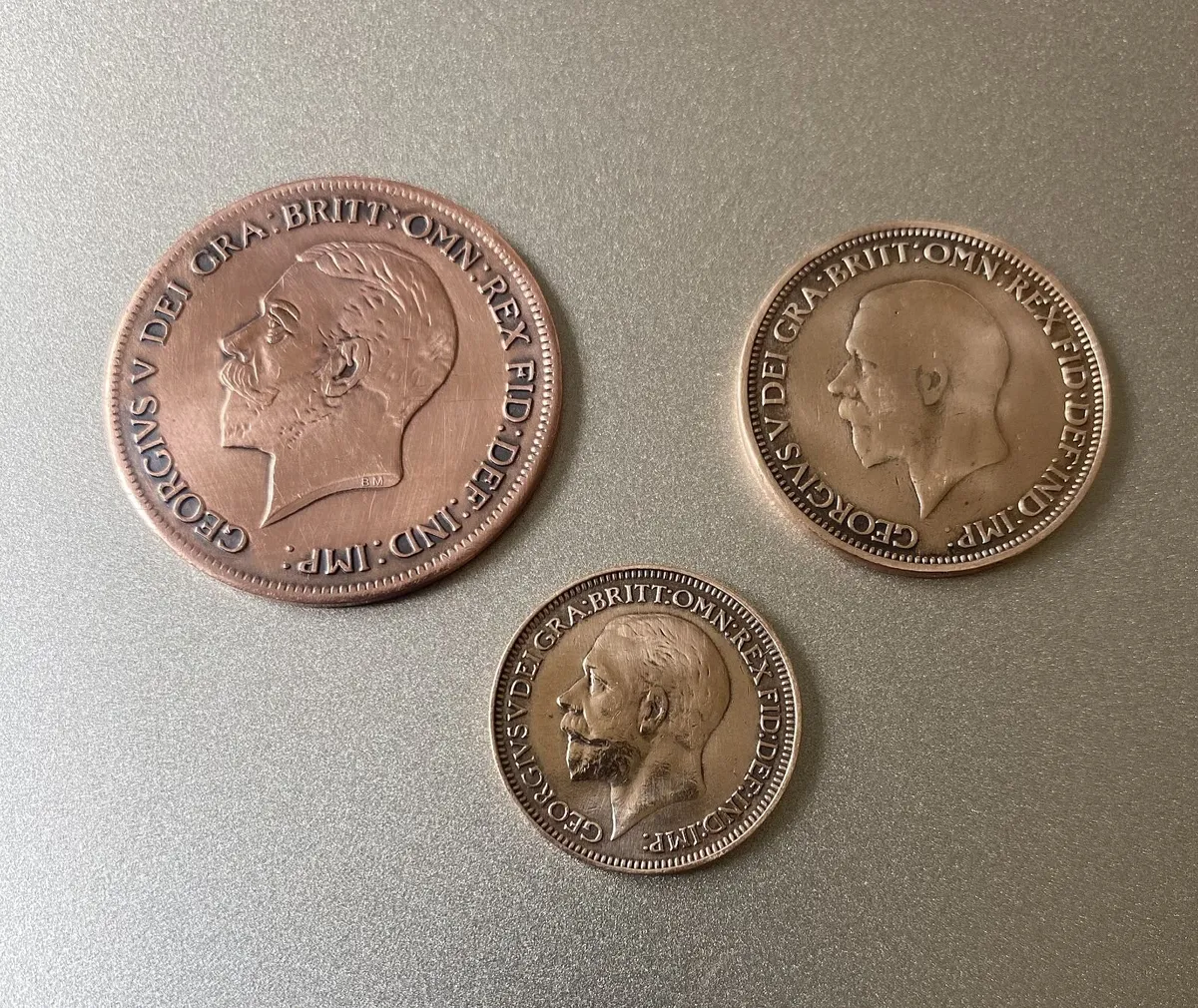 UK, 3 From 1933. Free Post - Image 2