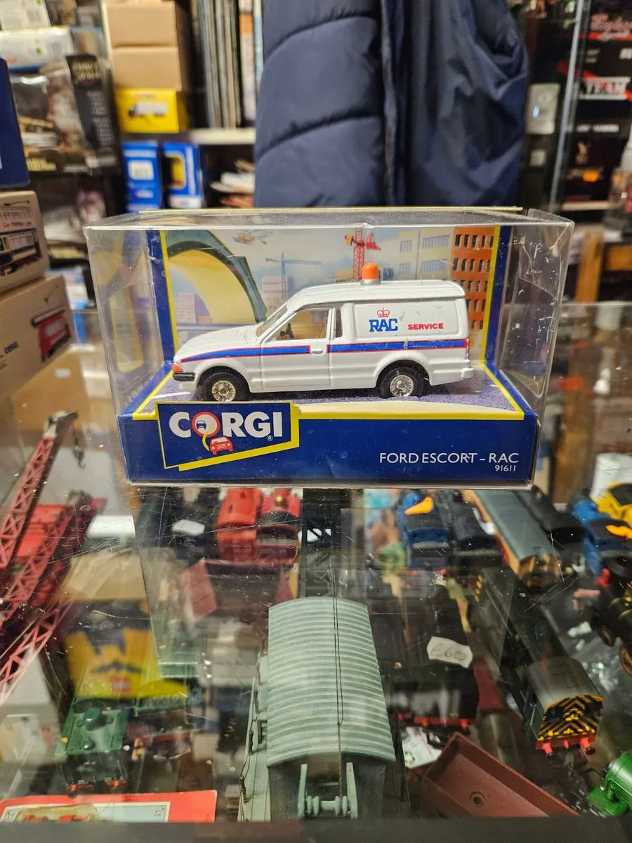 Corgi Ford Escort Van - Image 2