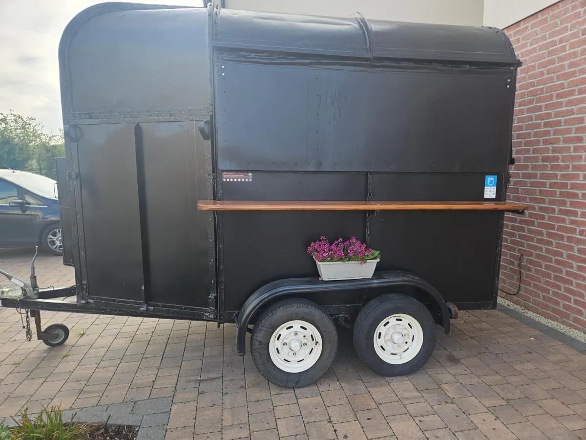 Horsebox Coffee Trailer - Image 3