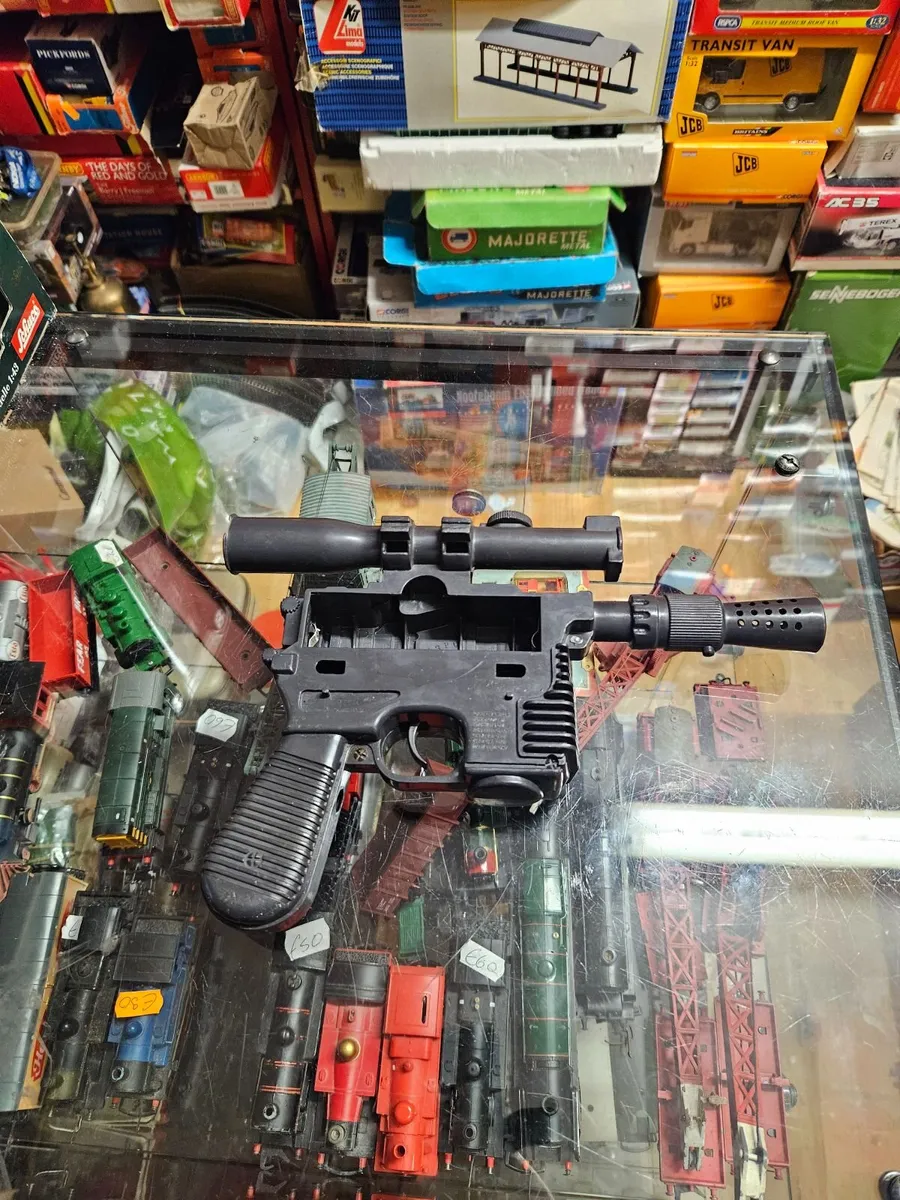 Vintage Star Wars Han Solo Blaster - Image 1