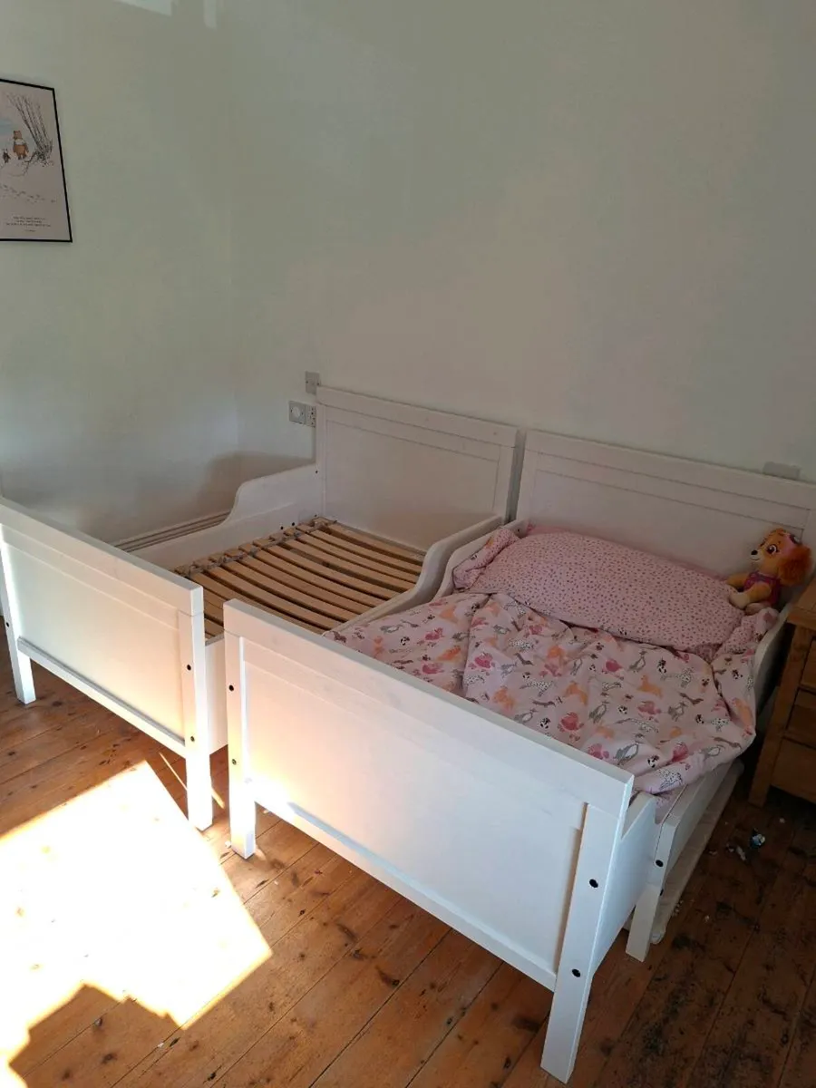 2x Kids IKEA bed, extendable - Image 1